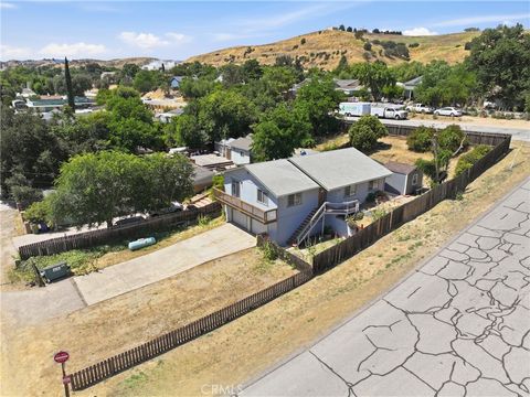 Tiny photo for 340 15th Street, San Miguel, CA 93451 (MLS # PI26114860)