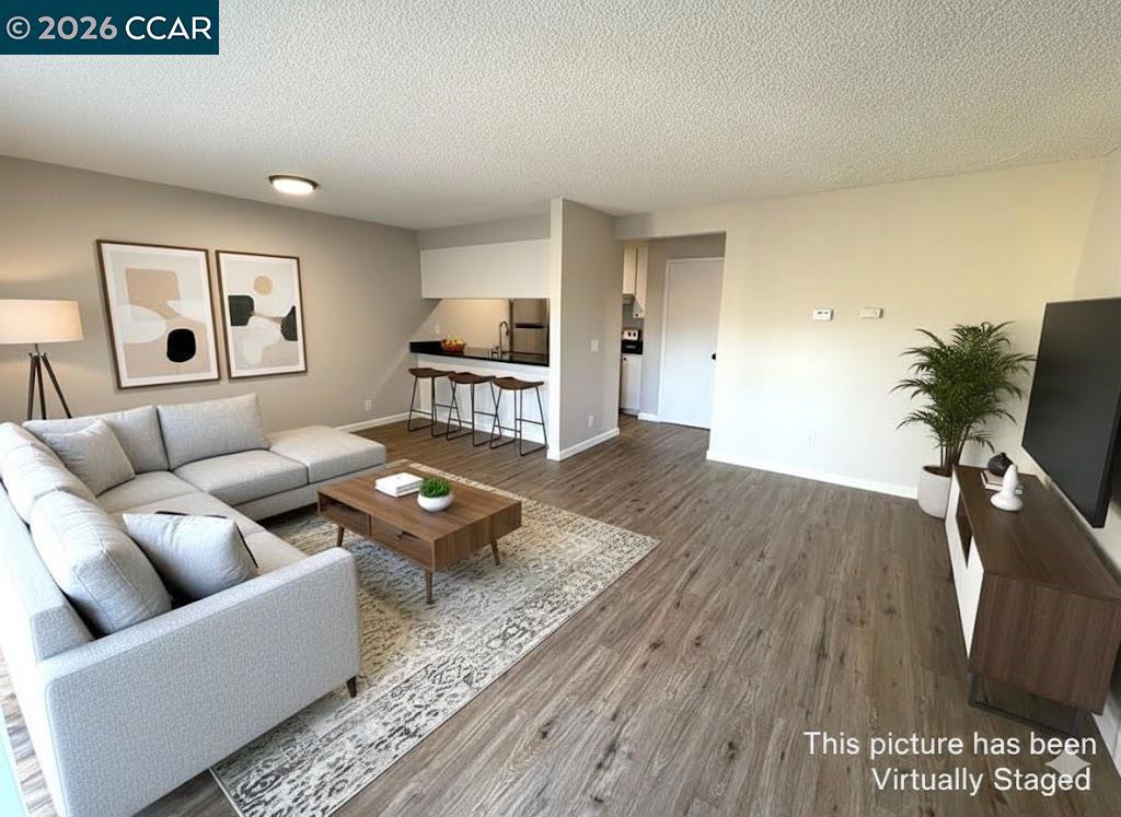 2503 2503 Auburn Lane