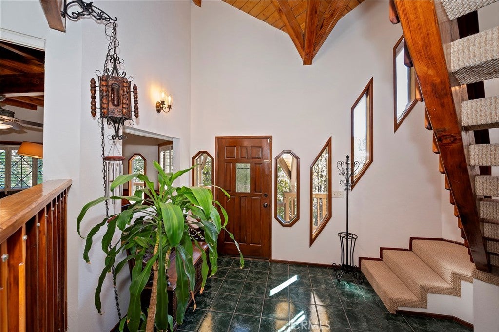 432 Thousand Pines Rd