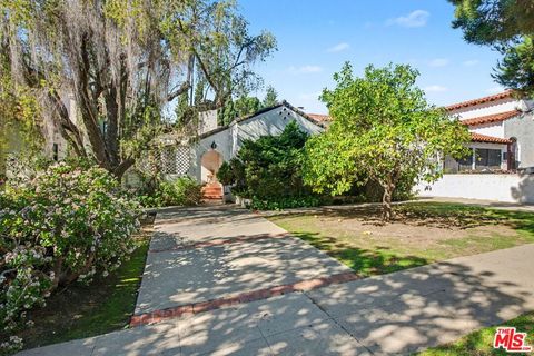 Photo of 2115 Holmby Avenue, Los Angeles, CA 90025 (MLS # 26641027)