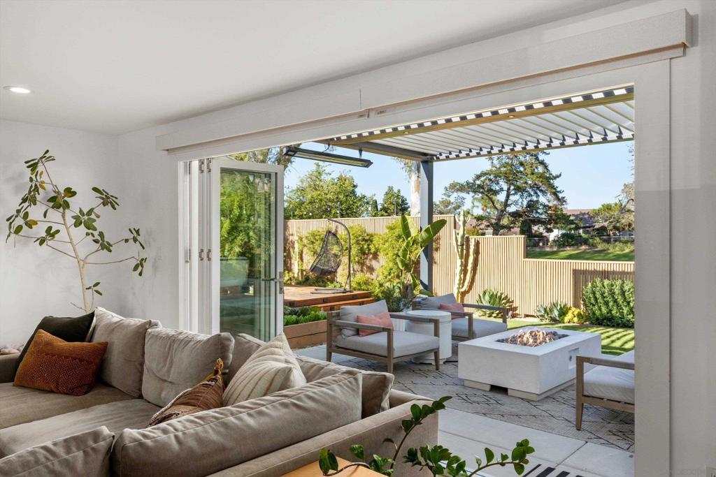 1063 San Julian