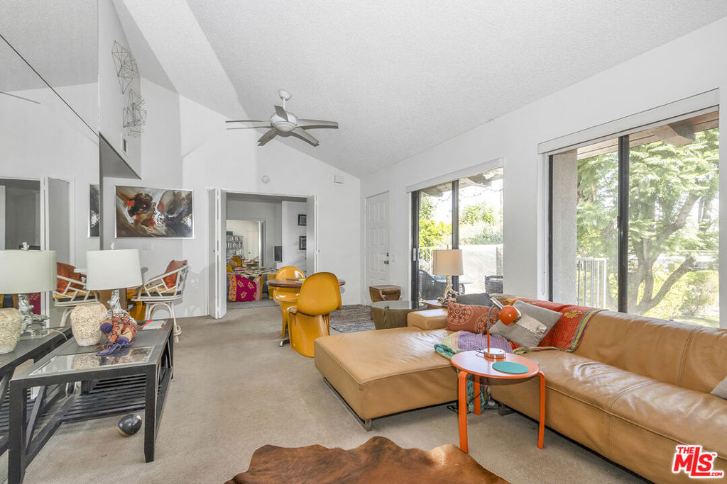 351 N Hermosa Drive 2B2