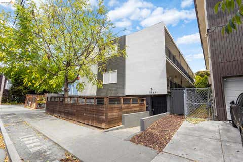 Photo of 2425 Grant St ST, Berkeley, CA 94703 (MLS # 41146444)