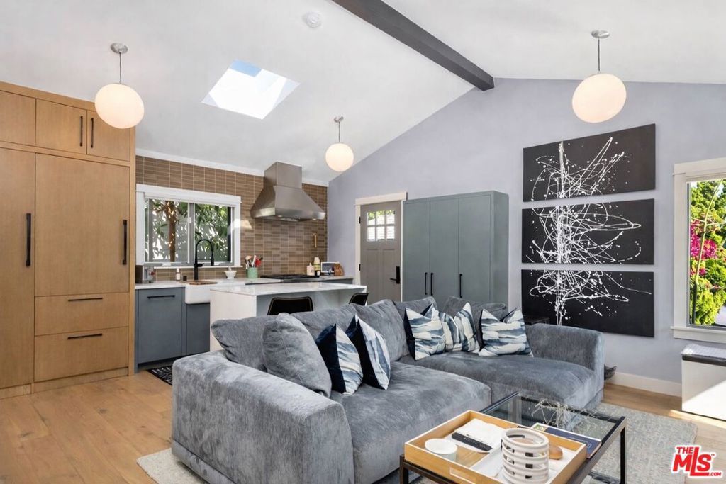 Photo of 9009 Lloyd Place, West Hollywood, CA 90069 (MLS # 26632223)