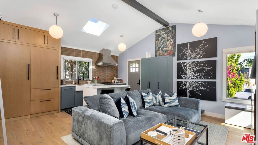 Photo of 9009 Lloyd Place, West Hollywood, CA 90069 (MLS # 26632223)