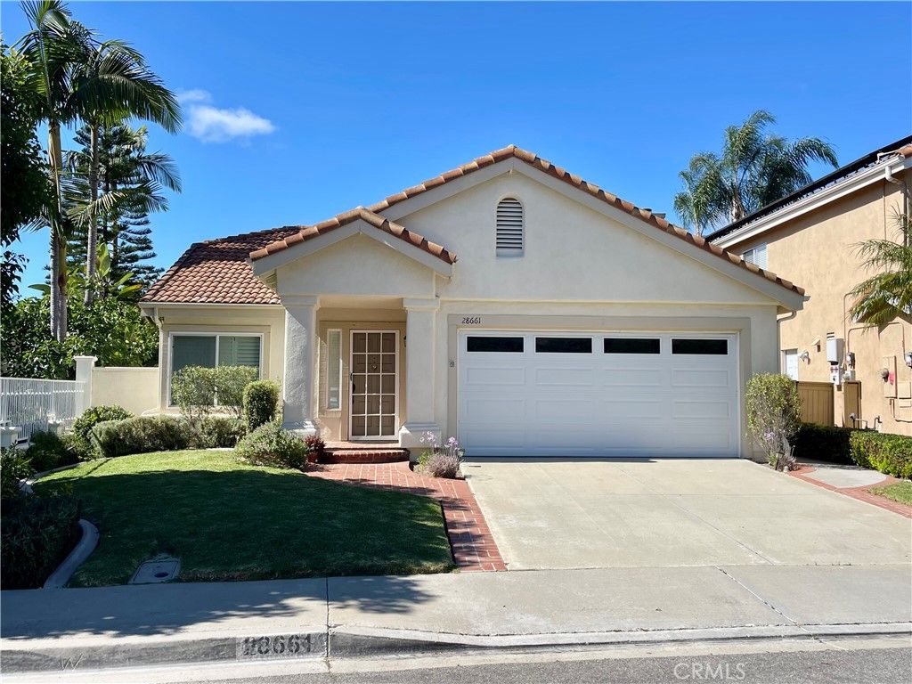 Photo of 28661 Via Pasatiempo, Laguna Niguel, CA 92677 (MLS # OC26078075)
