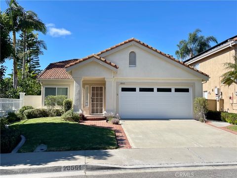 Photo of 28661 Via Pasatiempo, Laguna Niguel, CA 92677 (MLS # OC26078075)