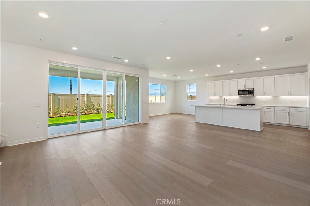 3812 Crossen Drive