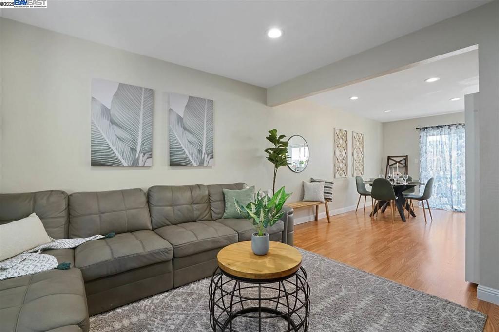FREMONT - Residential