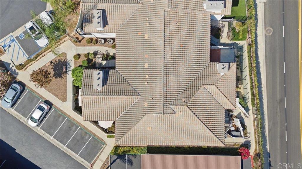 2708 Lake Pointe Drive 212