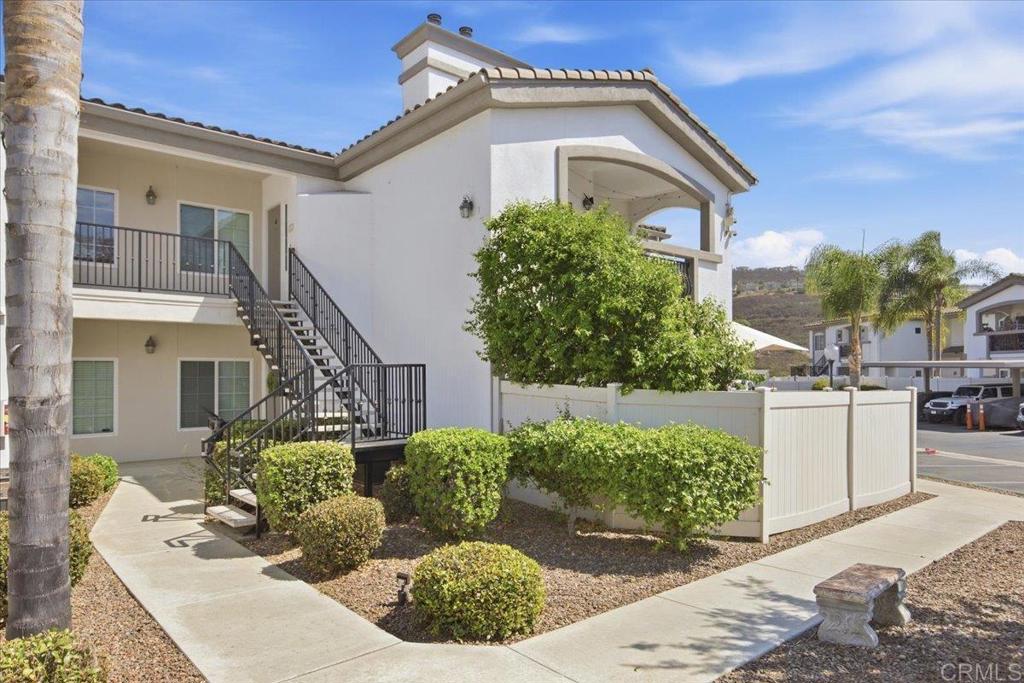 2708 Lake Pointe Drive 212