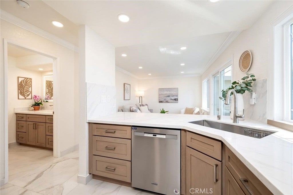 26024 Donegal, Lake Forest CA 92630 - Photo 17