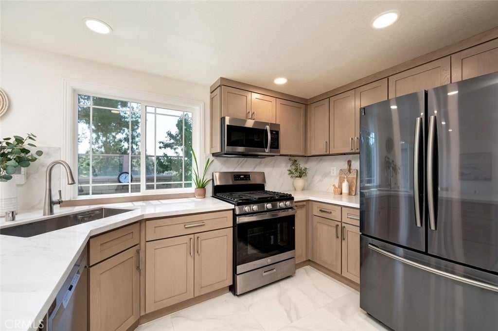 26024 Donegal, Lake Forest CA 92630 - Photo 14