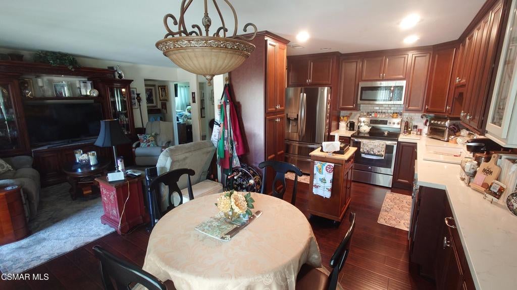 788 Pinetree Circle 24