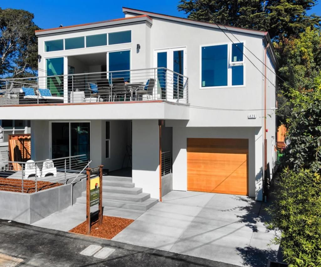 listing image 130720469308982014819