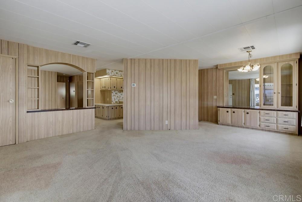 1219 E Barham Drive 24