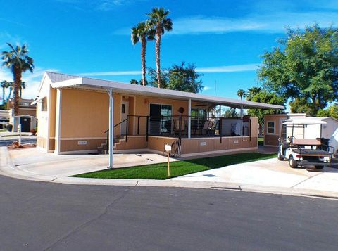 Photo of 84136 Avenue 44, #142 Ave, Indio, CA 92203 (MLS # 219144321DA)