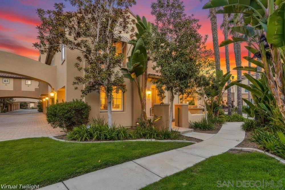 Welcome to 1986 Caminito de La Cruz! This desirable corner residence offers 4 spacious bedrooms plus a versatile loft upstairs, perfect for an office, playroom, or media space. The home features a private yard, ideal for outdoor dining, gardening, or simply relaxing. Conveniently located in a sought-after community close to shopping, dining, and top schools, this property combines comfort, functionality, and location in one. Don’t miss the chance to make this special home yours!