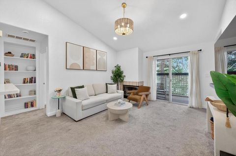 Photo of 5964 Bridgeport Lake Way Way, San Jose, CA 95123 (MLS # ML82036350)