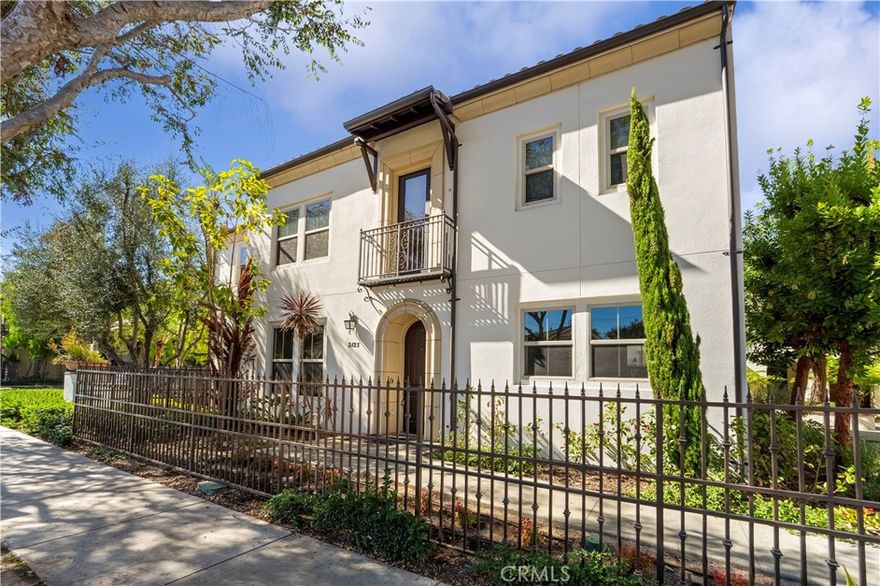 Welcome to this inviting single-story ground level condo in the desirable gated Coronado community, built in 2010. This move-in ready home features 3 large bedrooms and 2 baths, The spacious primary suite includes an en-suite bath for added comfort, there is an oversized laundry room with a full closet that could be a 4th bedroom, fresh paint and new flooring, an open floor plan with high ceilings, and abundant natural light throughout.. The bright living room flows seamlessly into the kitchen—perfect for entertaining. The kitchen is equipped with granite countertops and stainless steel appliances. Additional highlights include central A/C and a private, oversized two-car garage with direct access. Conveniently located in Long Beach, close to Beaches, shopping, dining, schools, and easy access to the freeways.