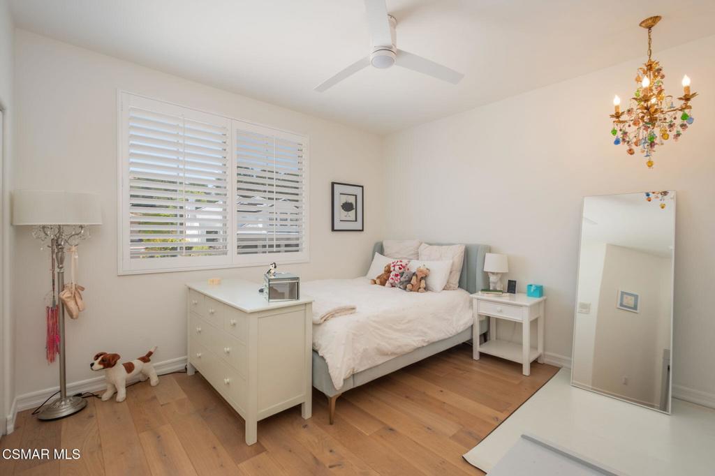 Oak Park, California, 91377, United States, 5 Bedrooms Bedrooms, ,5 BathroomsBathrooms,Residential,Active,2045764