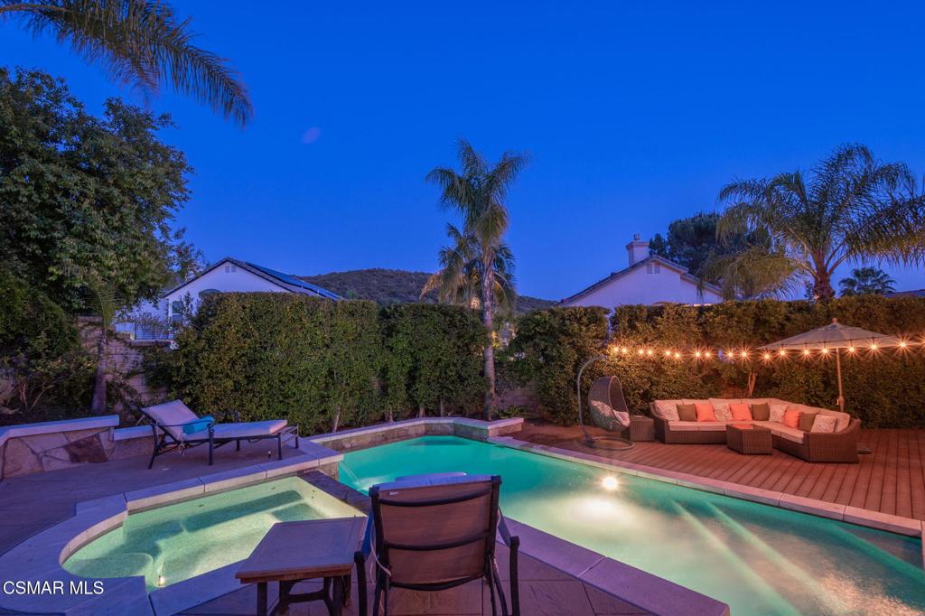 Oak Park, California, 91377, United States, 5 Bedrooms Bedrooms, ,5 BathroomsBathrooms,Residential,Active,2045764