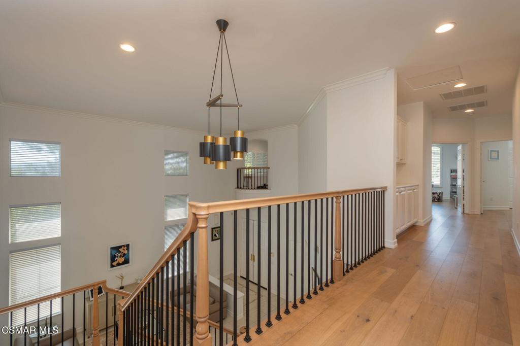 Oak Park, California, 91377, United States, 5 Bedrooms Bedrooms, ,5 BathroomsBathrooms,Residential,Active,2045764
