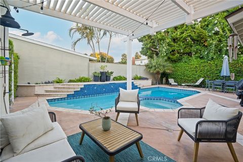 18904 Deodar Fountain Valley CA 92708