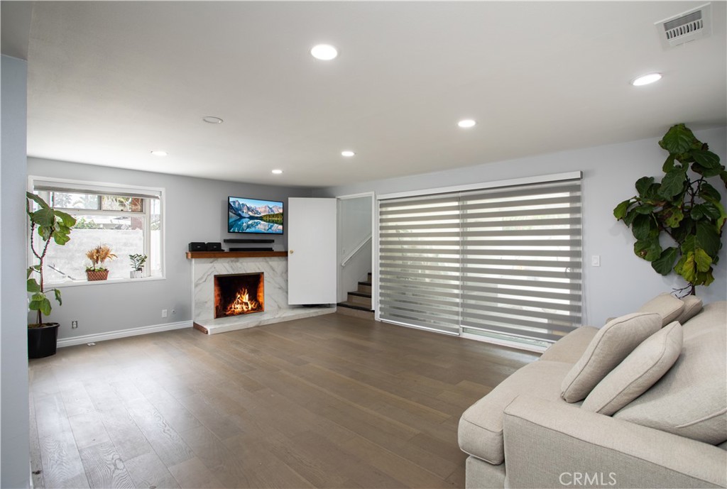 2750 San Carlos Lane