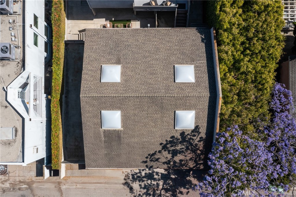 726 West 37th Street 726-728