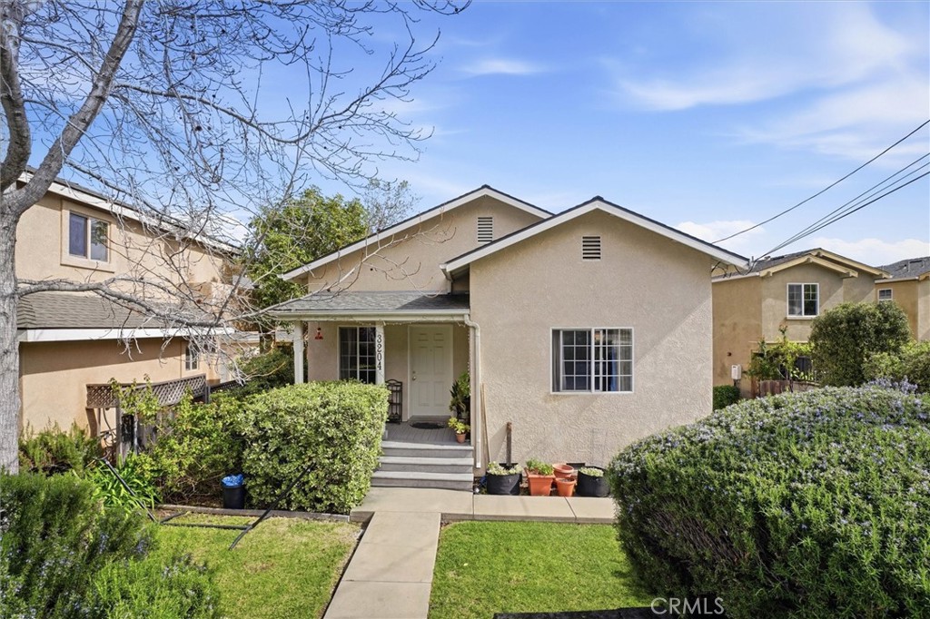 3204 Rockview Place
