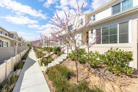 Photo of 355 CITRINE TRAIL Trl, Fallbrook, CA 92028 (MLS # NDP2602370)