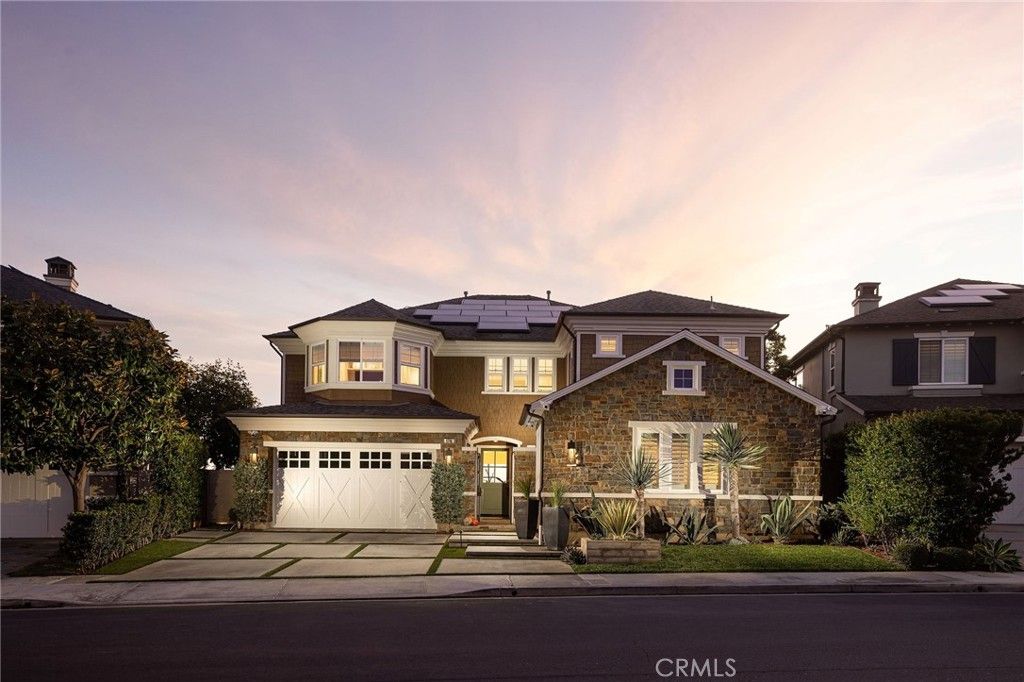 Photo of 4746 Oceanridge Dr, Huntington Beach, CA 92649 (MLS # OC25238329)