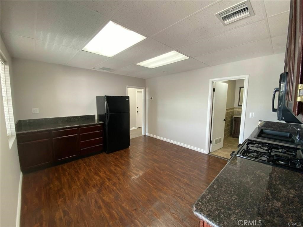 114 N Harbor