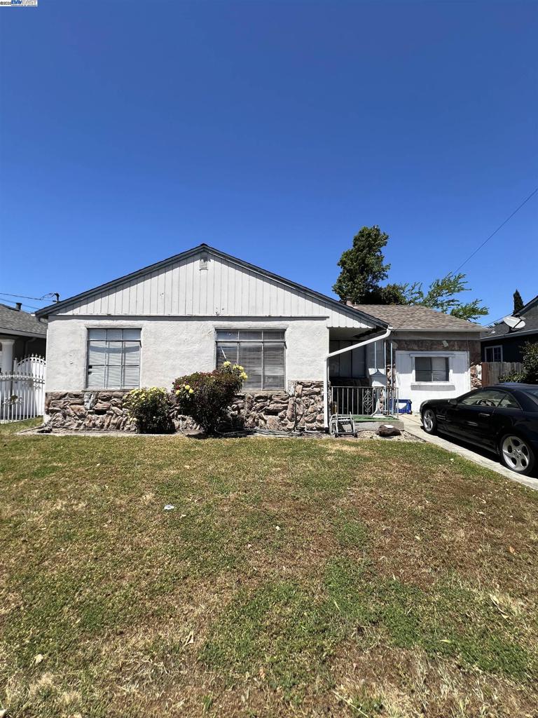 951 Jean Way