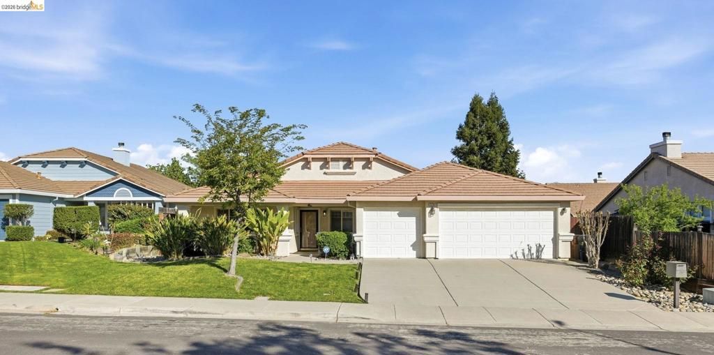 Photo of 5204 Chinook Ct Ct, Antioch, CA 94531 (MLS # 41127395)