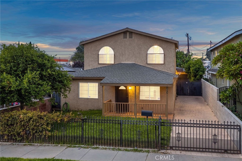 4735 Myrtle