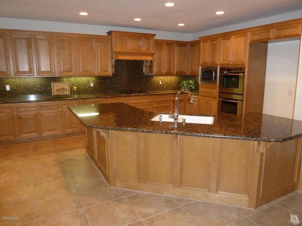 Castlewood-493 - 493 - Residential Lease