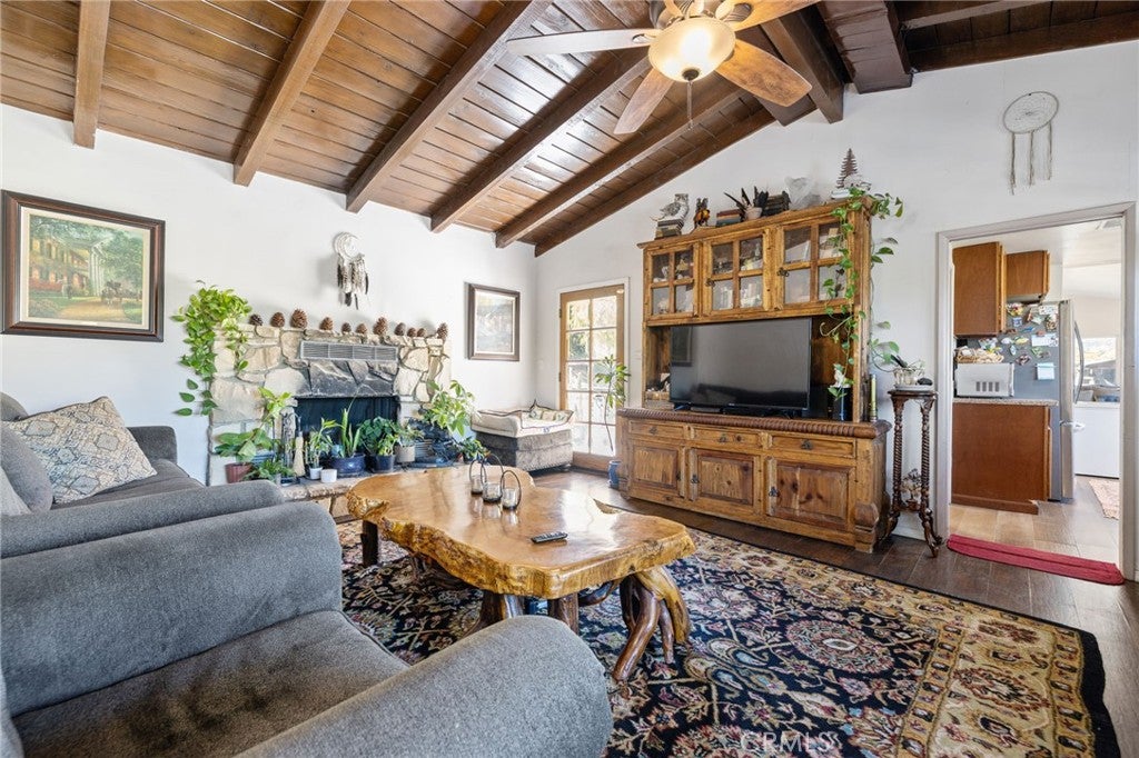 30325 N Brandywine Canyon