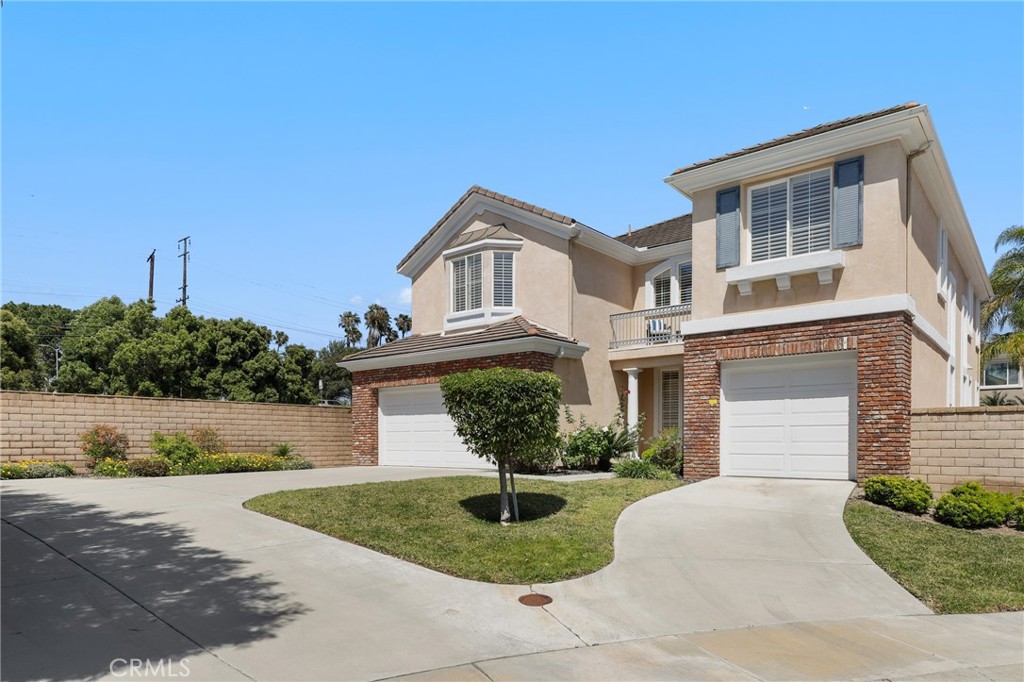 10 Clearwater Cove