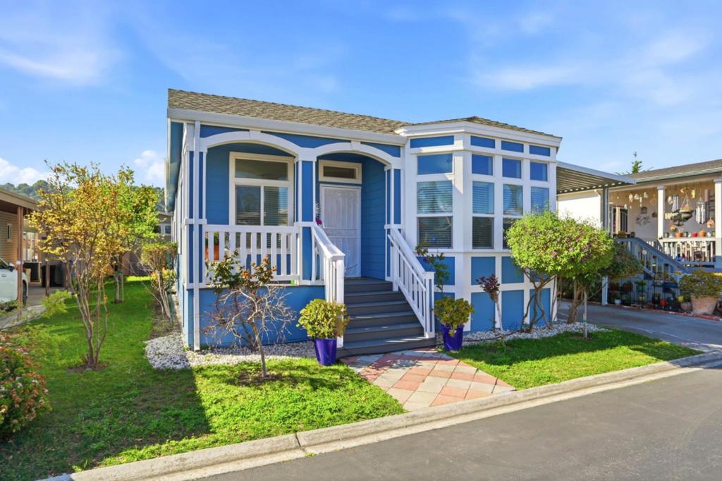 829 Villa Teresa Way