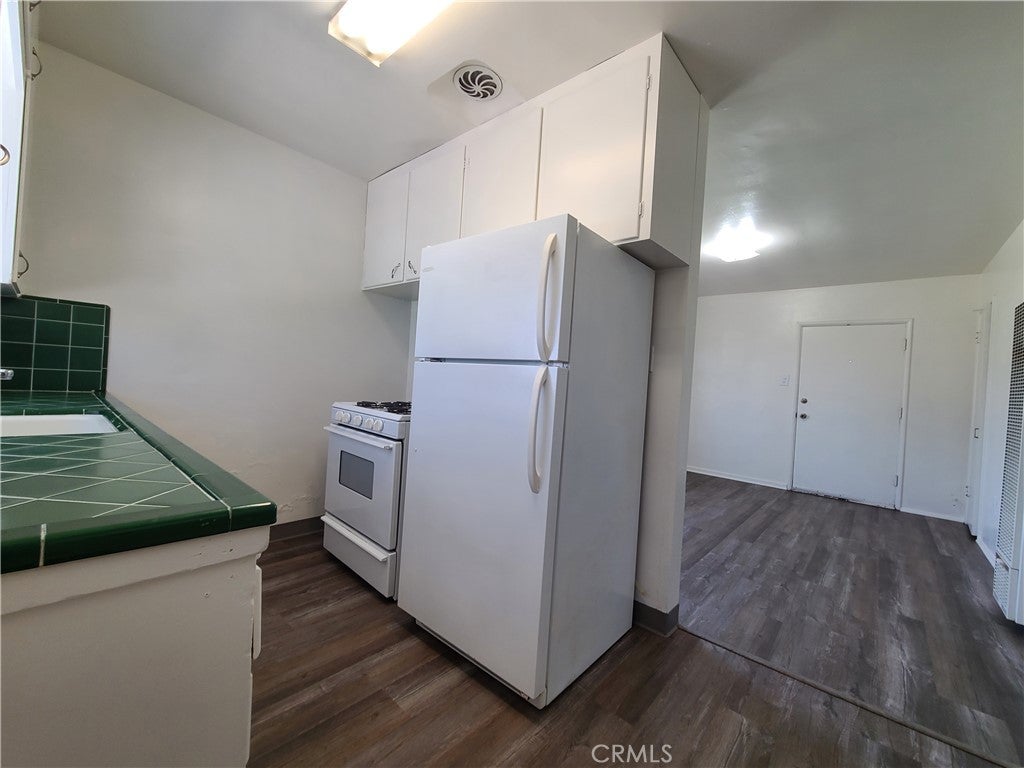 10910 Evans