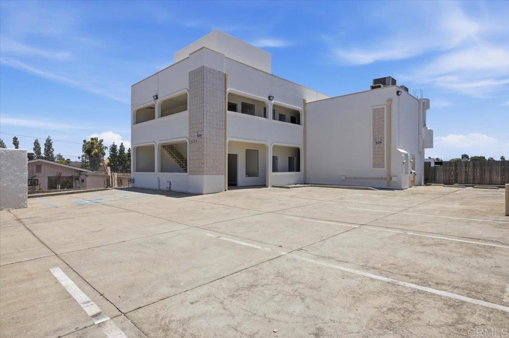 7331 North Ave, Lemon Grove, CA 91945