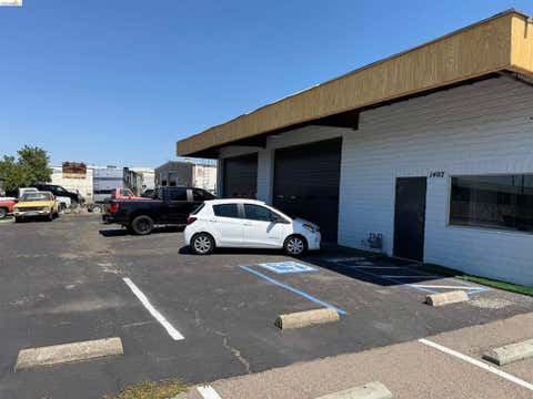 Photo of 1402 Bourbon St ST, Stockton, CA 95204 (MLS # 41140426)