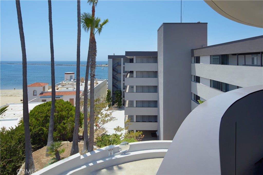 2525 Ocean Boulevard 6B & 6C, Corona Del Mar CA 92625 - Photo 18
