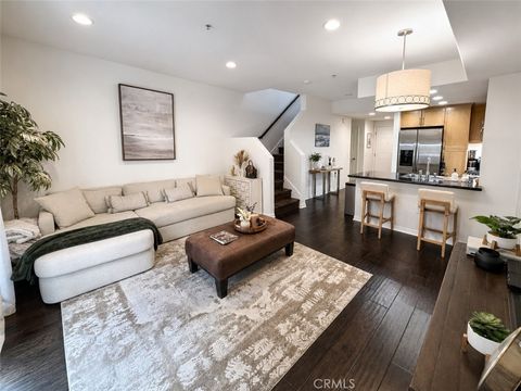 Photo of 931 E Walnut Street #213, Pasadena, CA 91106 (MLS # IG26101427)