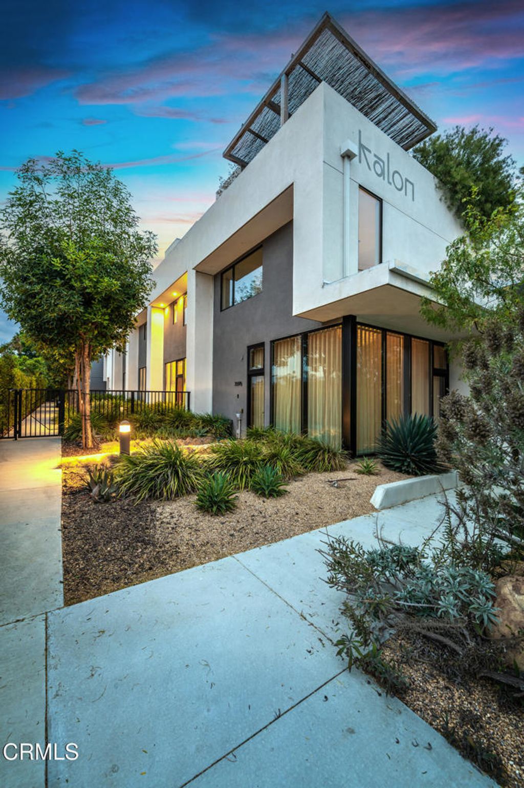 Photo of 3559 Casitas Avenue, Los Angeles, CA 90039 (MLS # P1-23400)