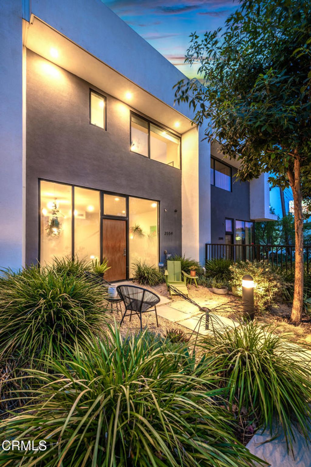 Photo of 3559 Casitas Avenue, Los Angeles, CA 90039 (MLS # P1-23400)