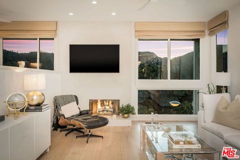 1770 Palisades Drive Pacific Palisades CA 90272