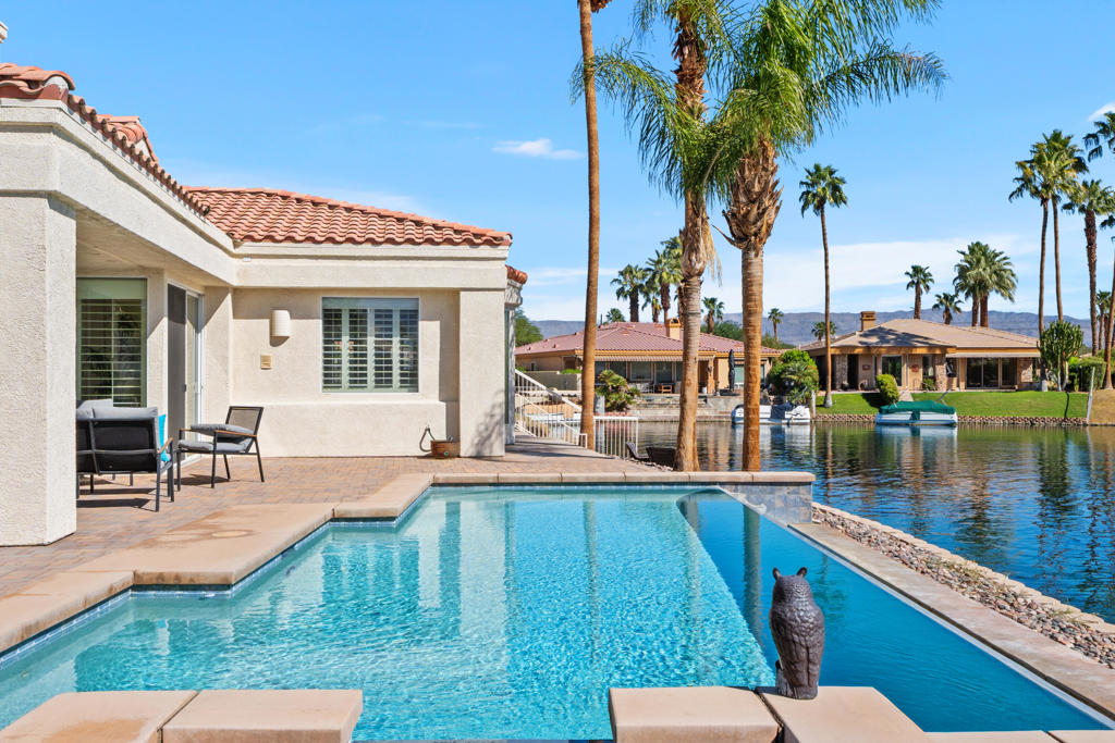 Lake La Quinta - Residential